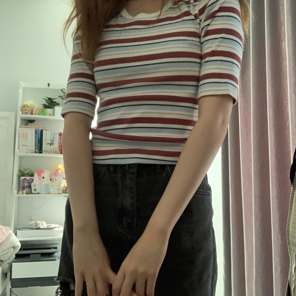 striped short sleeve top - Picture 4 of 4